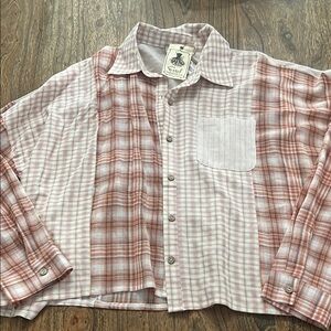 Casual Plaid Button-Up Shirt new with tags. Lightweight for summer.  Size small.